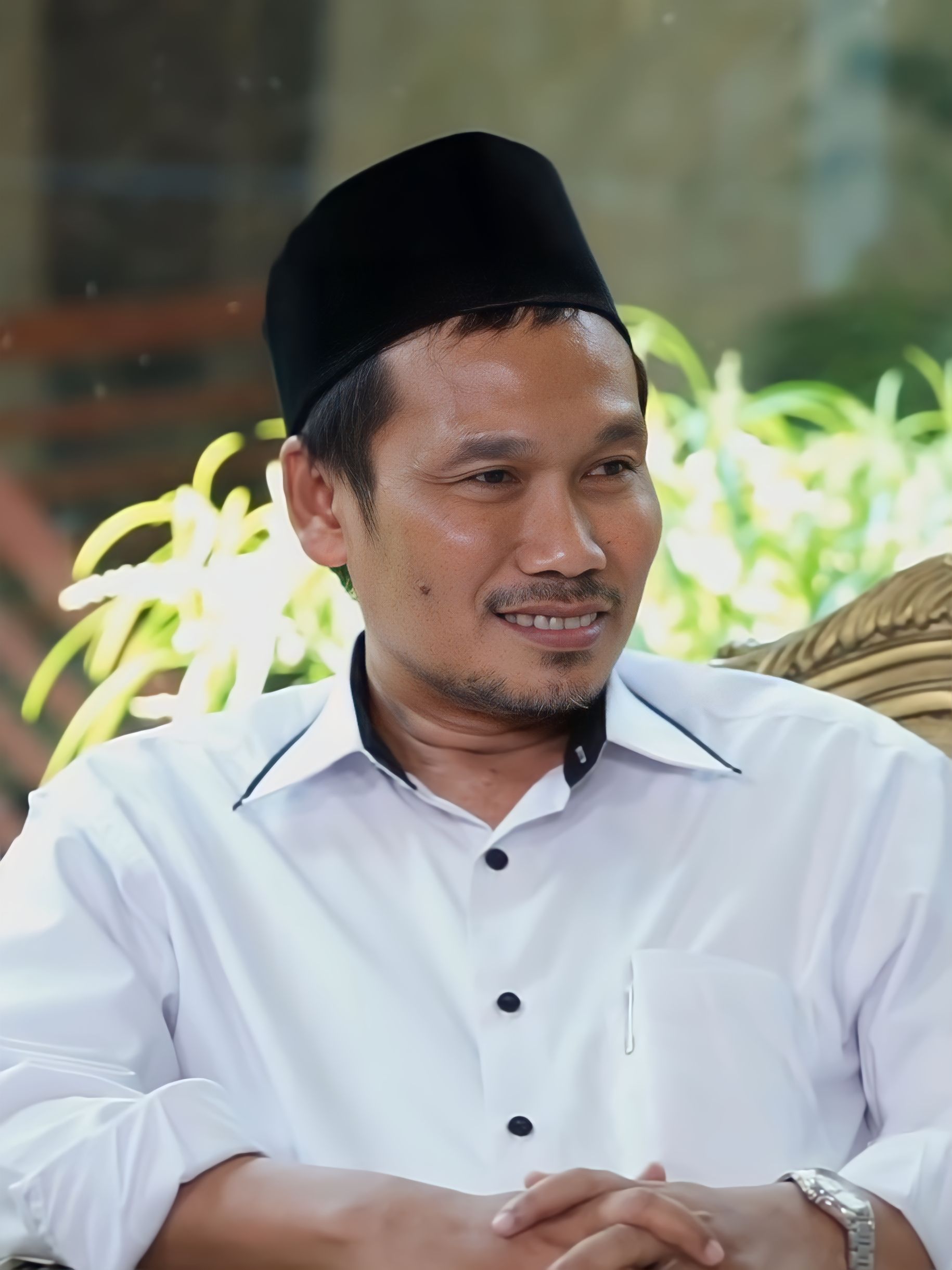 Bahauddin Nursalim (Gus Baha)